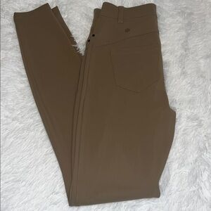 Lululemon City Sleek Slim Fit HR 5 Pocket Pant